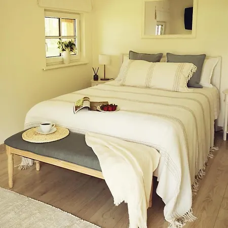 Pape Holiday Home Pape